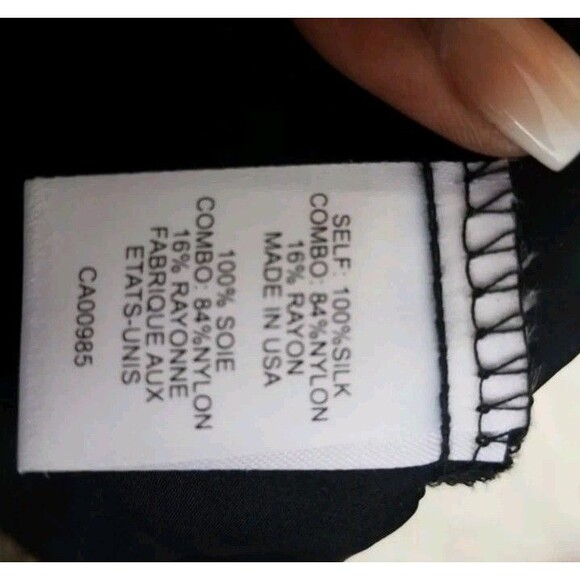 Nanette Lepore blk silk flral lace detail top  wms sz 2 whimsigoth Y2k  academia - Picture 4 of 5